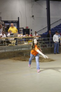 horseshoe competition:Emily Hatrick