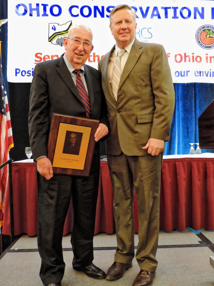 Bill_Richards_Receives_ODNR_Hall_of_Fame_Plaque_from_ODNR_Director_James_Zehringer