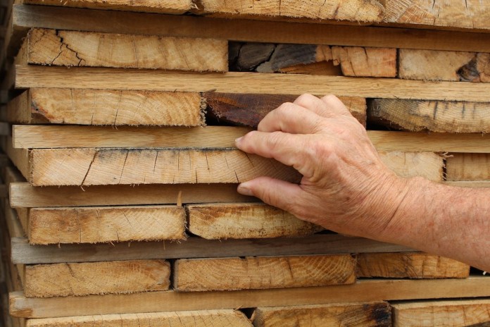 Checking boards checking wood boards