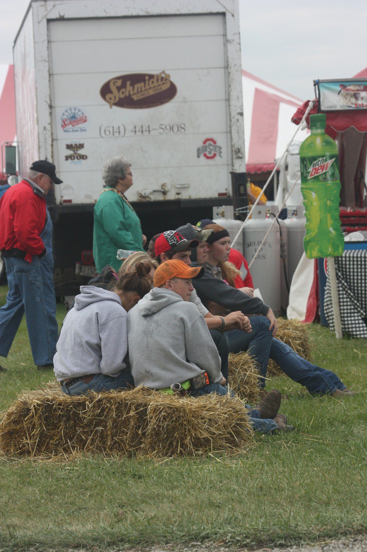 students on bales