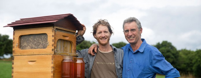 Cedar and Stuart Anderson with Flow Hive Cedar and Stuart Anderson with Flow Hive