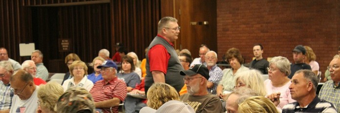 Dale Arnold speaks