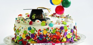 graduation cake