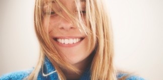woman messy hair face