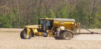 Field sprayer weeds