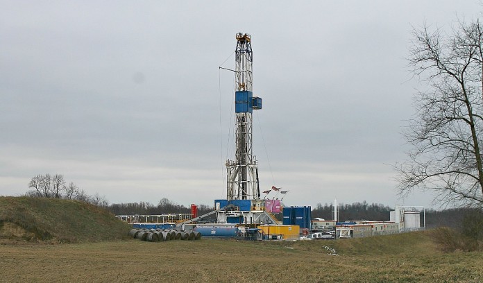 Utica oil and gas well drilling rig Ohio oil and gas well rig