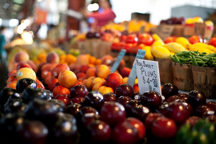 Fruit_at_Dallas_farmers'_market,_Texas (1)