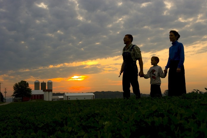 family-622871_1280