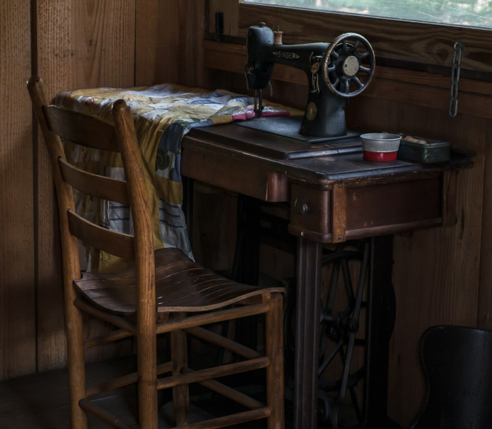 colonial-1327152_1280