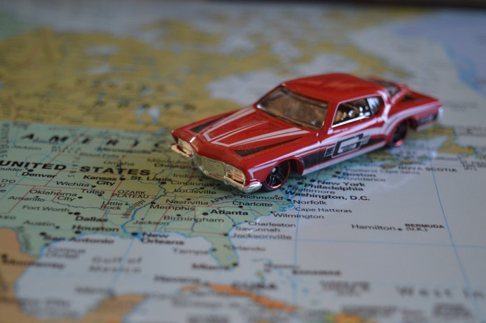 road-trip-1044982_1280