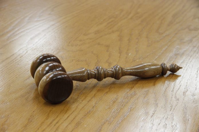 gavel-1017953_1280