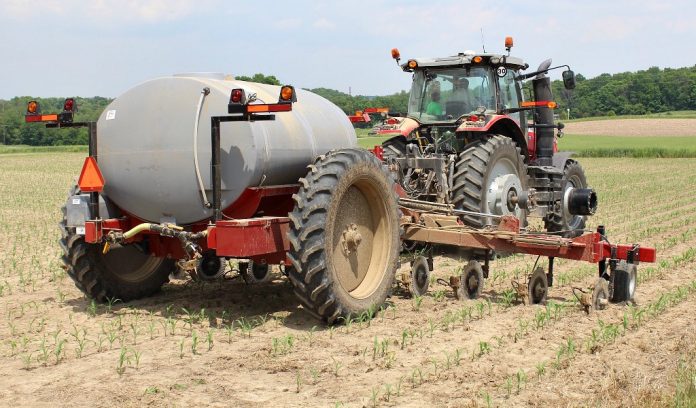 fertilizer-2 Farm and Dairy file photo