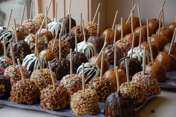 carmelapples