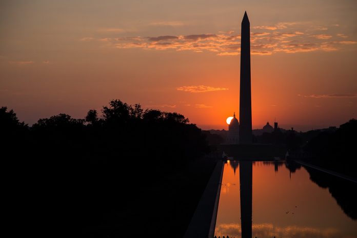 washington-monument-1809433_1280