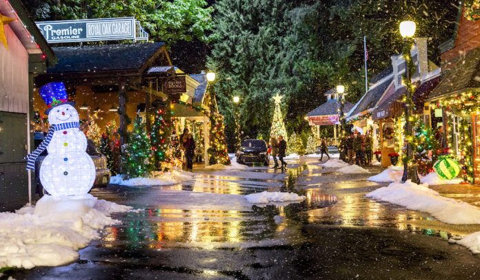 Christmas In Evergreen Christmas In Evergreen