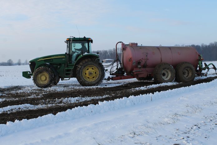 Winter manure spreading Winter manure spreading