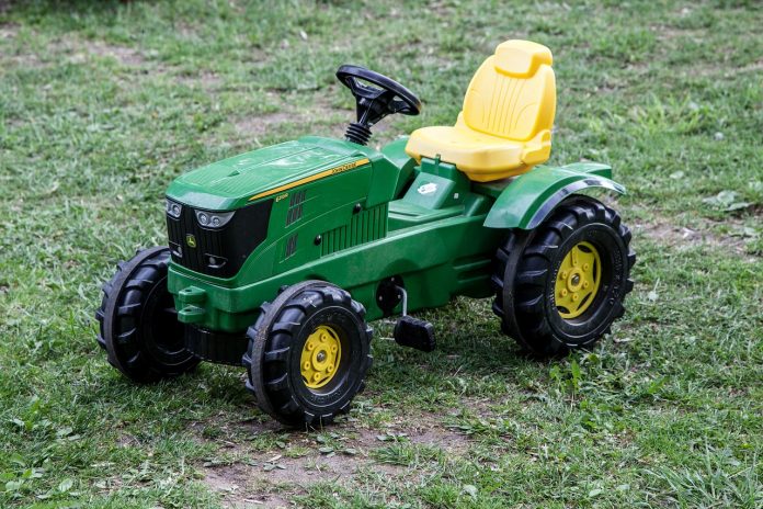 toy tractor toy tractor