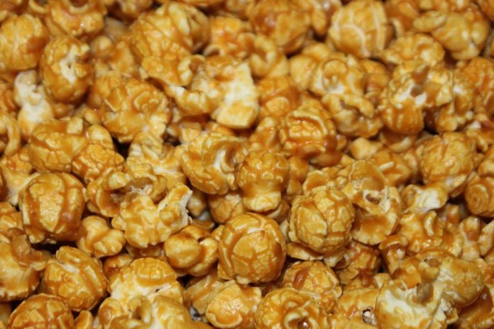 caramel popcorn.2