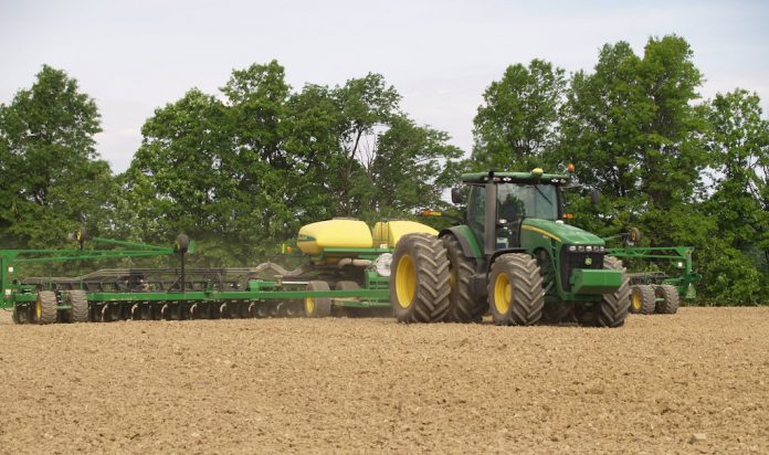 planting-soybeans planting-soybeans