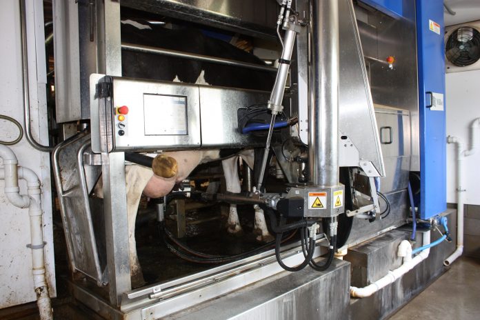 robotic milker robotic milker