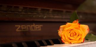 piano
