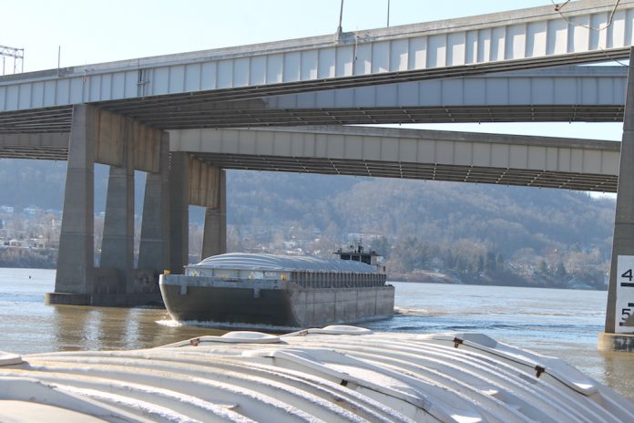 grain barge