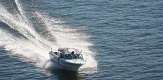 speedboat