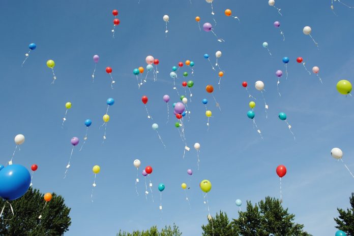 balloons balloons