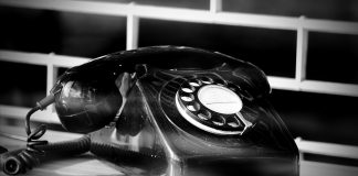 telephone