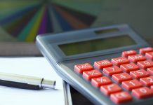 Insurance checklist for college students calculator and notebook