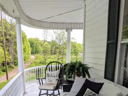 Kym Seabolt's porch