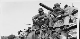 Ernie Pyle tank 1944