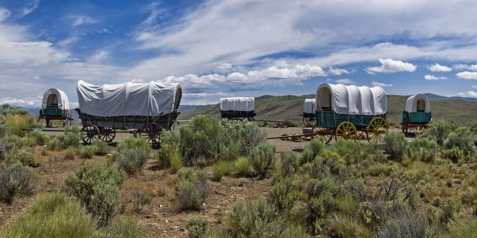 covered wagons covered wagons