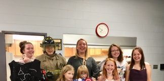 Members of Western Reserve Rangers 4-H Club