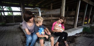 julie prentice with children