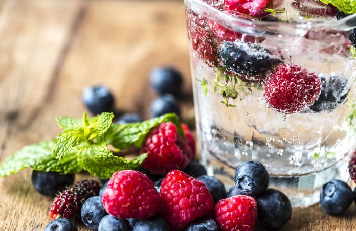water infused with berries water infused with berries