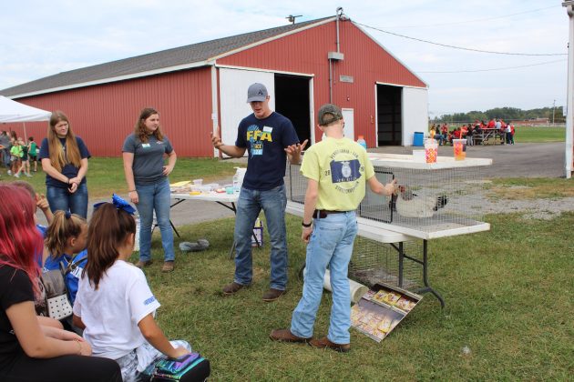 ffa students talk to children