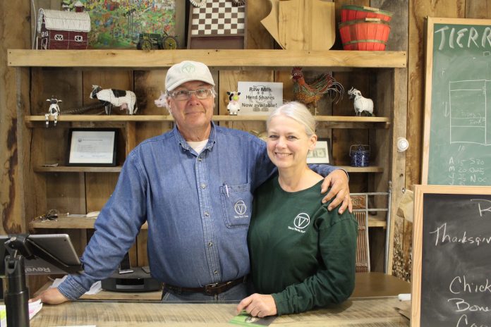 tierra-verde-farms couple standing behind counter