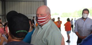 sonny perdue talks to people