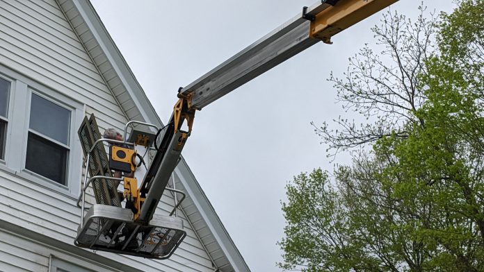 Kym Seabolt's husband removing window shutters Kym Seabolt's husband removing window shutters