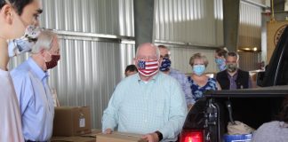 sonny perdue loads box