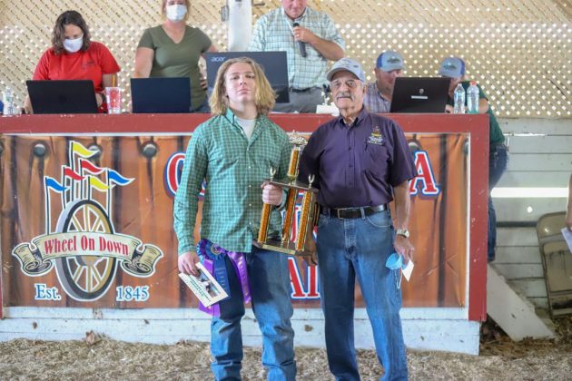 Grand Champion Market Rabbit Pen