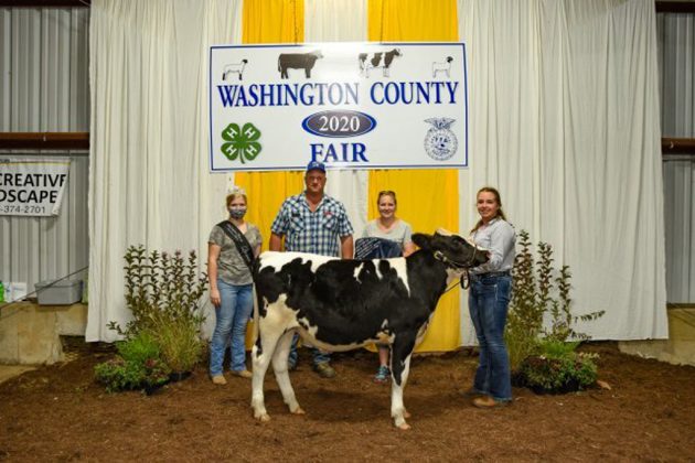 Dairy Feeder Premier Exhibitor