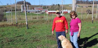 family in hopyard