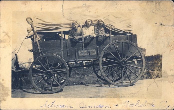 covered wagon covered wagon
