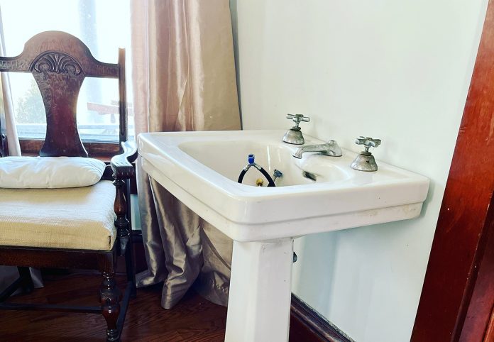 old sink old sink