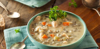 A Bowl of Creamy Chicken and Rice soup