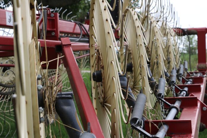 hay rake hay rake
