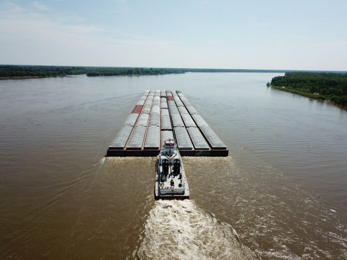 barge on the Mississippi River barge on the Mississippi River