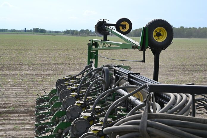 soybean planting soybean planting